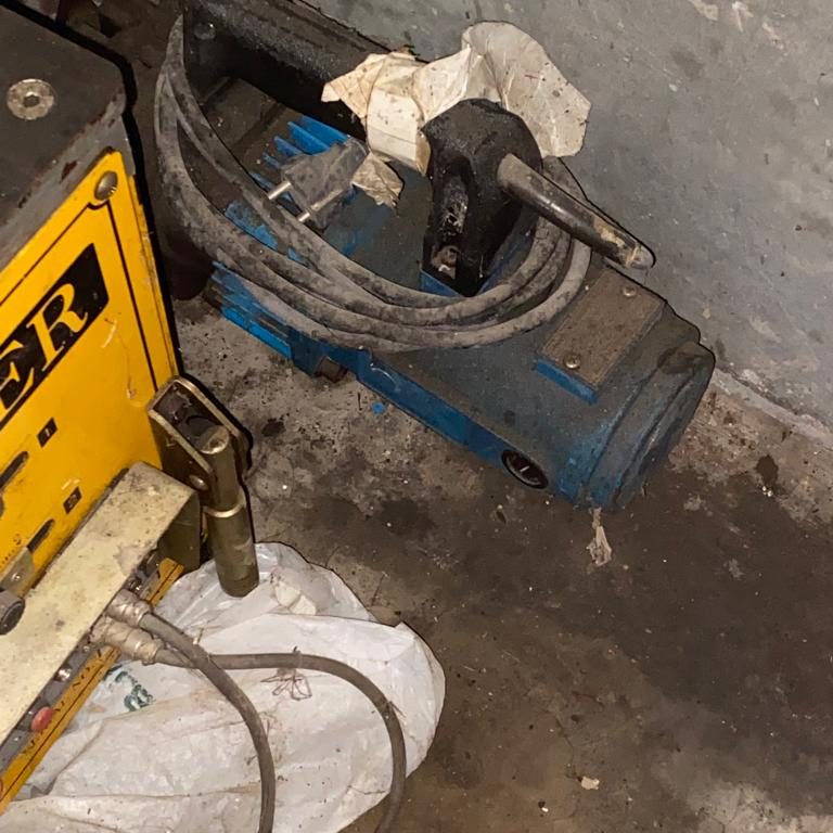 BAR CUTTER 25 TYPE JHC-25 SEWA PERBULAN - GTORENT.ID  UNIT ALAT YANG MAU DIRENTAL SEWA BELI GENSET FORKLIFT ALAT PROYEK ALAT BERAT SUKU CADANG YANG DICARI DI GORONTALO