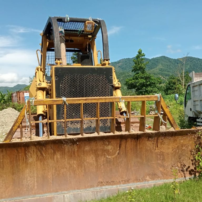 BULDOZER KAPASITAS 3 M3 SEWA PERJAM - GTORENT.ID  UNIT ALAT YANG MAU DIRENTAL SEWA BELI GENSET FORKLIFT ALAT PROYEK ALAT BERAT SUKU CADANG YANG DICARI DI GORONTALO