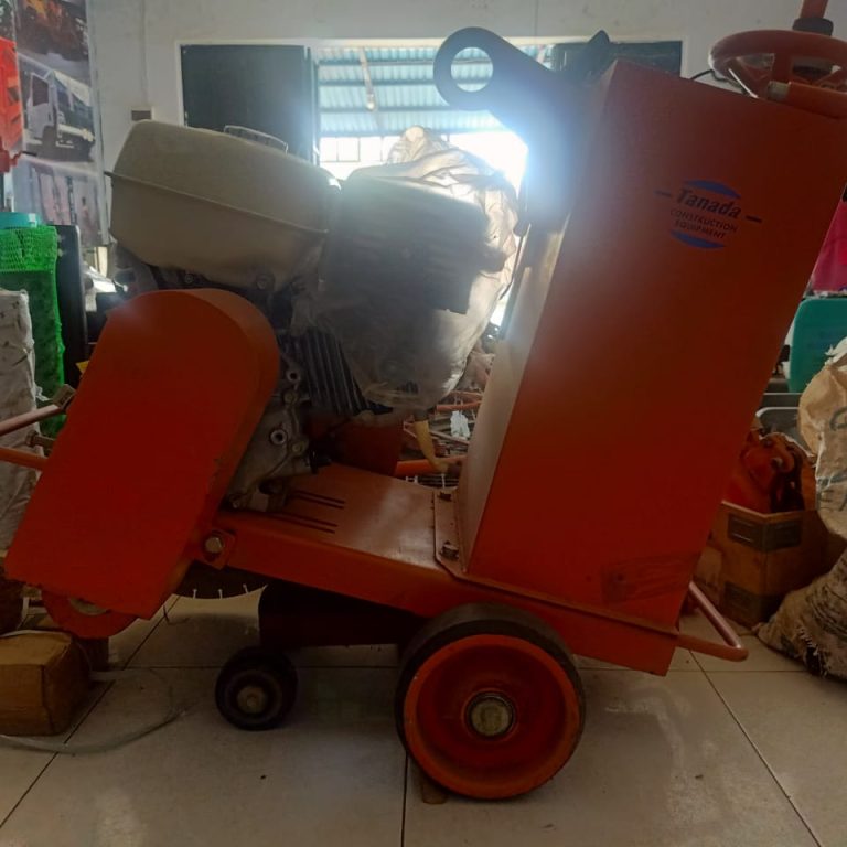 CONCRETE CUTTER TANADA TCC  350 + HONDA GX-270+BLADE 16” SEWA PERSHIFT - GTORENT.ID  UNIT ALAT YANG MAU DIRENTAL SEWA BELI GENSET FORKLIFT ALAT PROYEK ALAT BERAT SUKU CADANG YANG DICARI DI GORONTALO