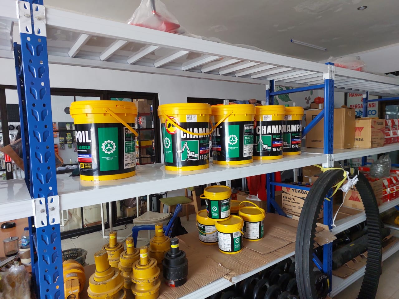 CHAMPOIL GREASE DISTRIBUTOR GORONTALO3